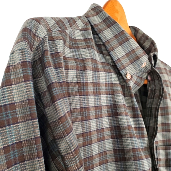 John Ashford Men's Wrinkle free Oxford. Brown green plaid. XL - Picture 3 of 11